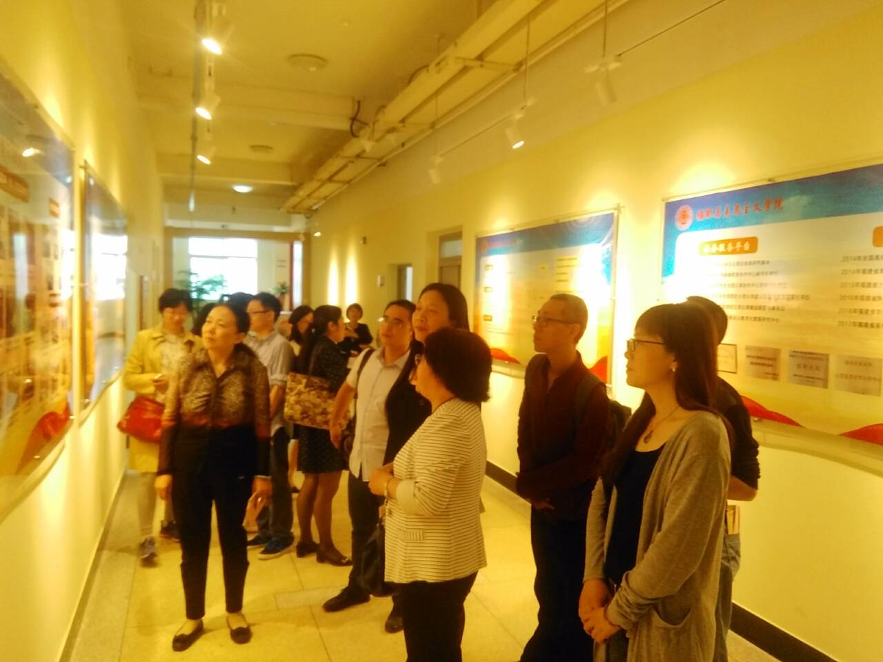 我院思政教師代表赴福州職業(yè)技術(shù)學(xué)院馬克思主義學(xué)院學(xué)習(xí)交流