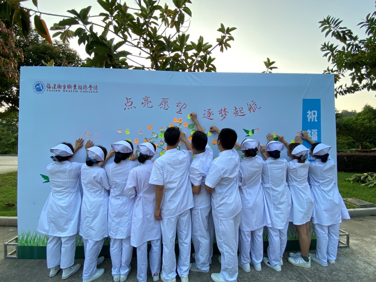 說明: C:\Users\dell\Documents\Tencent Files\3169687873\Image\C2C\1007AD102FE5B4B6D93F05C07F181E10.png