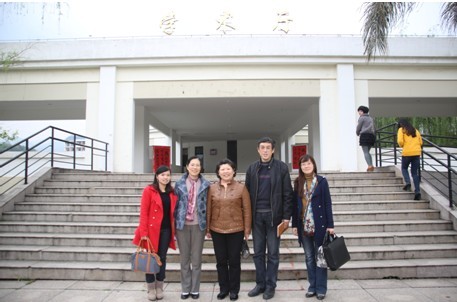 葉飛霞教授蒞臨我院講學(xué)